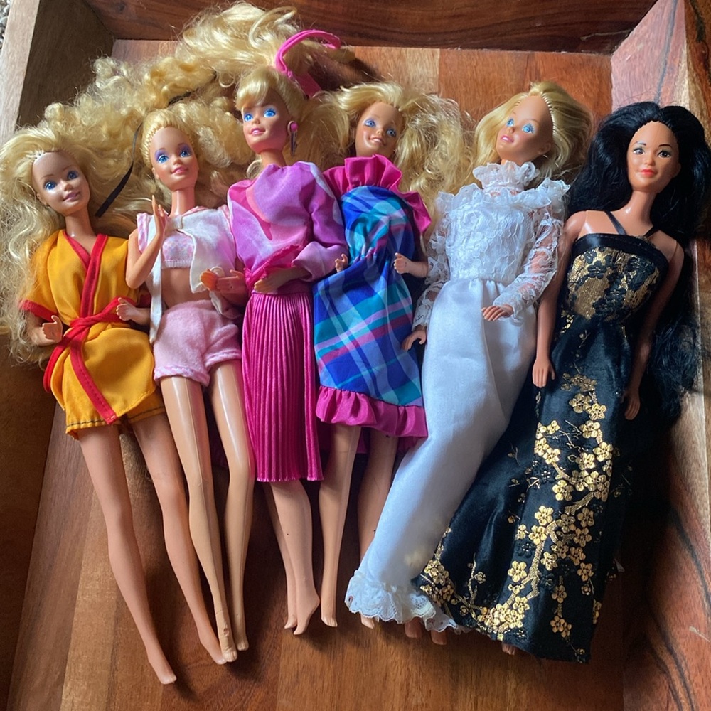 Vintage 80s Barbie Doll Collection with Colorful Outfits;6 Barbies 24 piece set